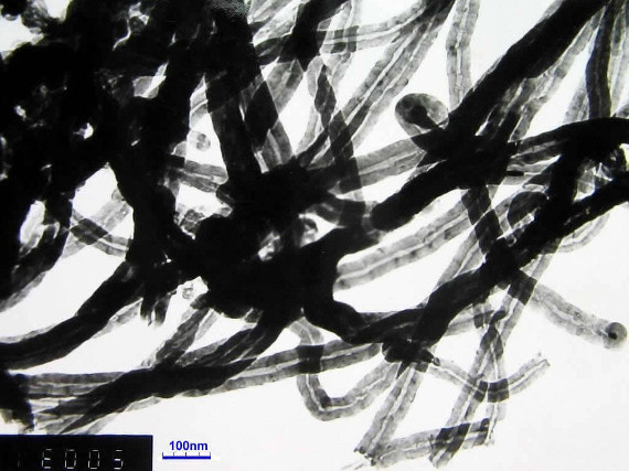 nanotubi grafitati